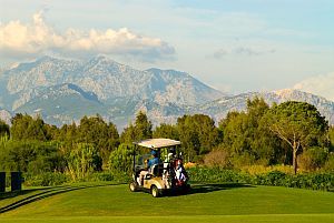 Sultan Course Buggy mit bergen